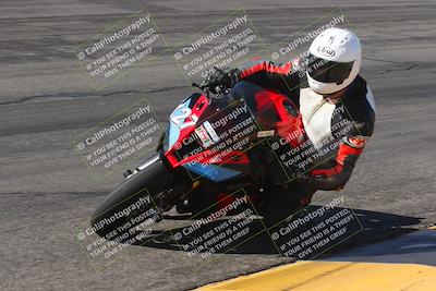 media/Mar-24-2025-Moto Forza (Mon) [[57ce5c5cff]]/1-Advanced Group/Session 2 (Bowl)/